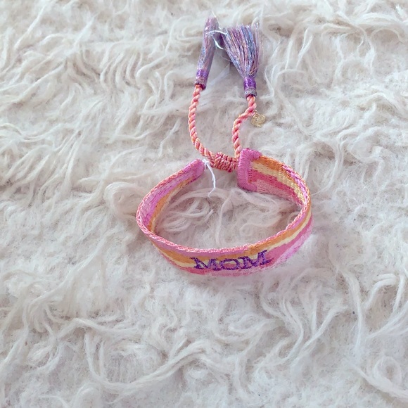 Kendra Scott Jewelry - Kendra Scott Mom Gold Friendship Bracelet Pink NEW